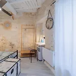 Immeuble 3 Centre Historique St Gilles Maisoncarreeconciergerie Apartament Saint-Gilles (Gard)