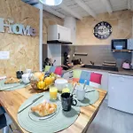 Immeuble 3 Centre Historique St Gilles Maisoncarreeconciergerie Apartament