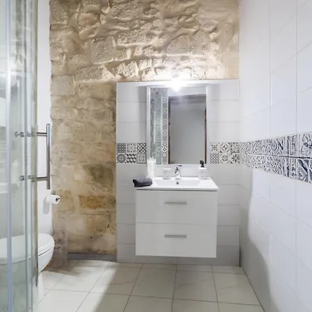 Apartmán Immeuble 3 Centre Historique St Gilles Maisoncarreeconciergerie *