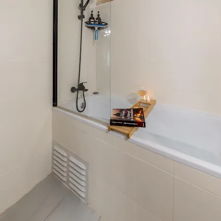 Immeuble 3 Centre Historique St Gilles Maisoncarreeconciergerie Apartmán Saint-Gilles (Gard)