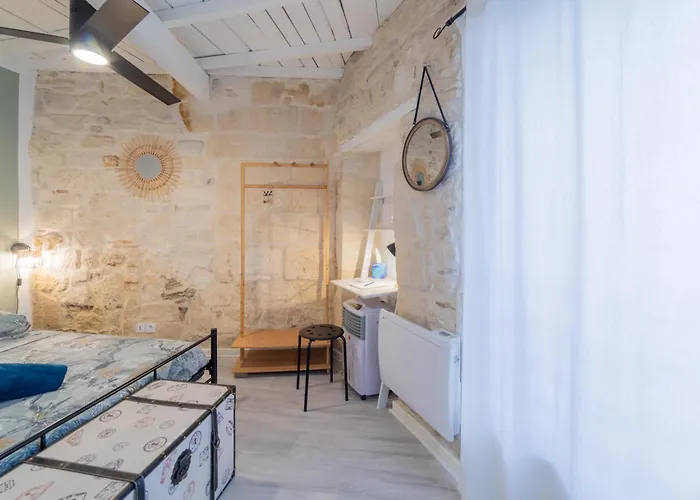 Immeuble 3 Centre Historique St Gilles Maisoncarreeconciergerie Appartement Saint-Gilles (Gard)